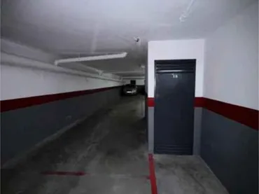 Piso en Zona Eroski - Foto 9