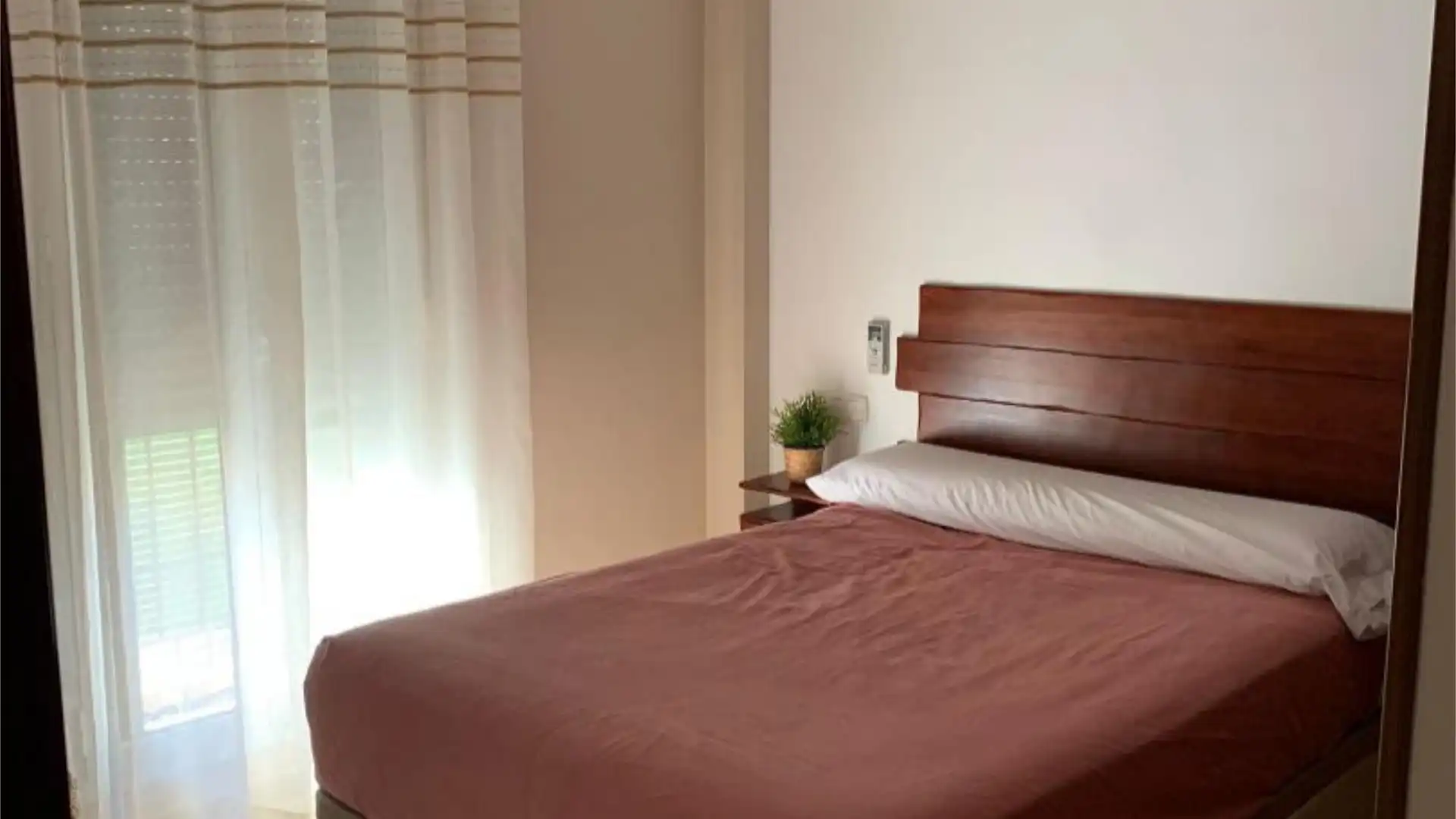 Casa adosada en  Calle de la Hijuela 19 - Foto 27