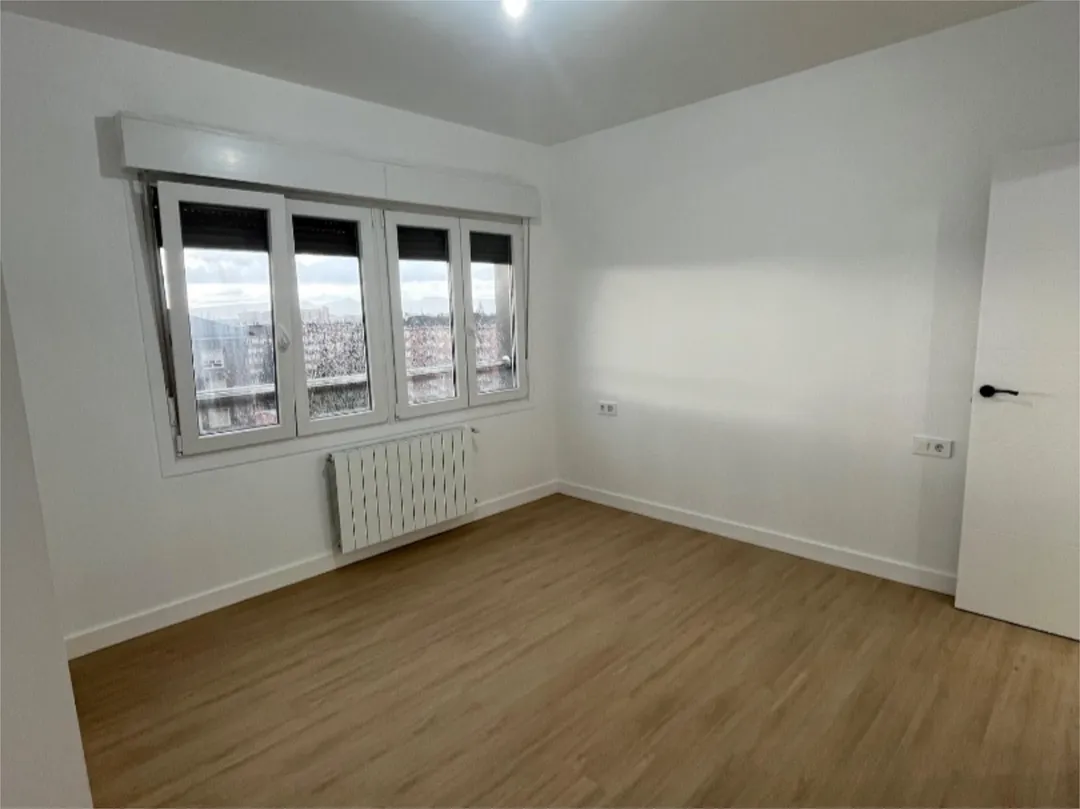 Piso en  Avenida Gasteiz 84 - Foto 11