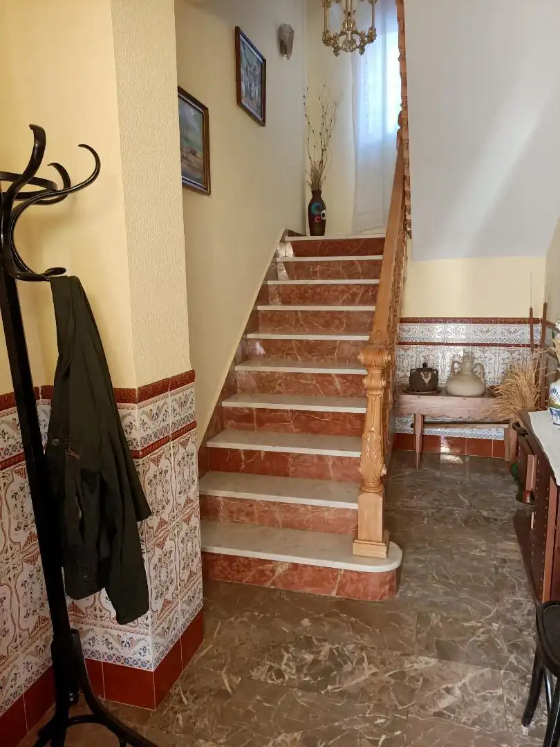 Casa adosada en  Travesia Reina Sofia Baja 6 - Foto 6