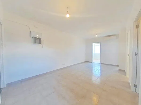 Piso en Barrio Lloreda - Foto 2