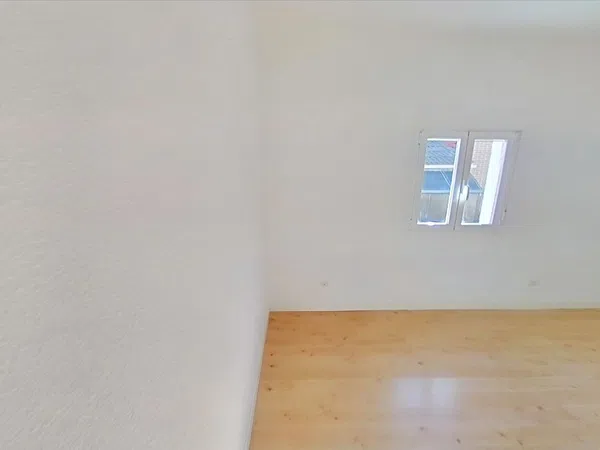 Piso en La Alhóndiga - Foto 8