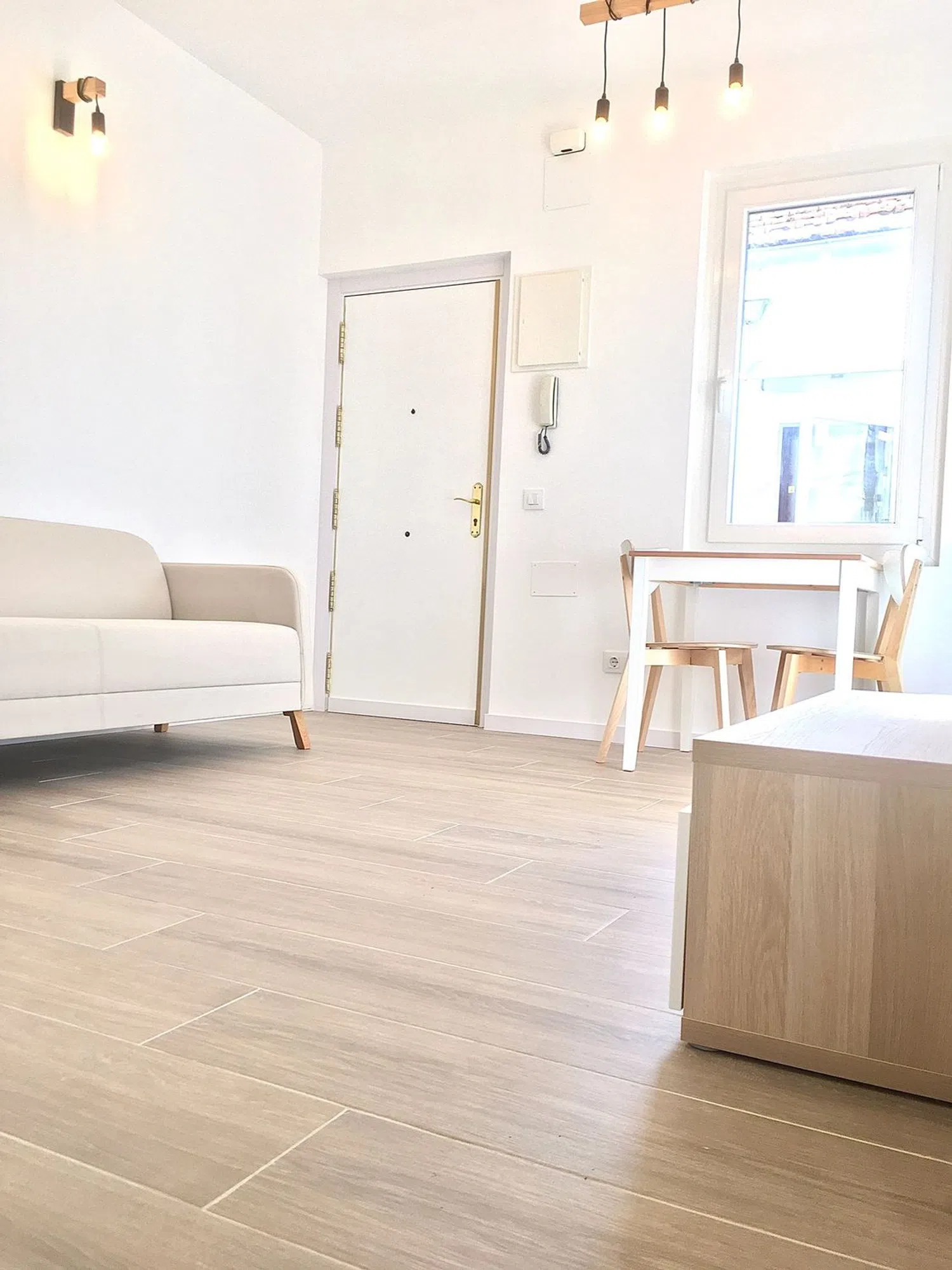 Piso en calle Fuente del Saz, 4 - Foto 1