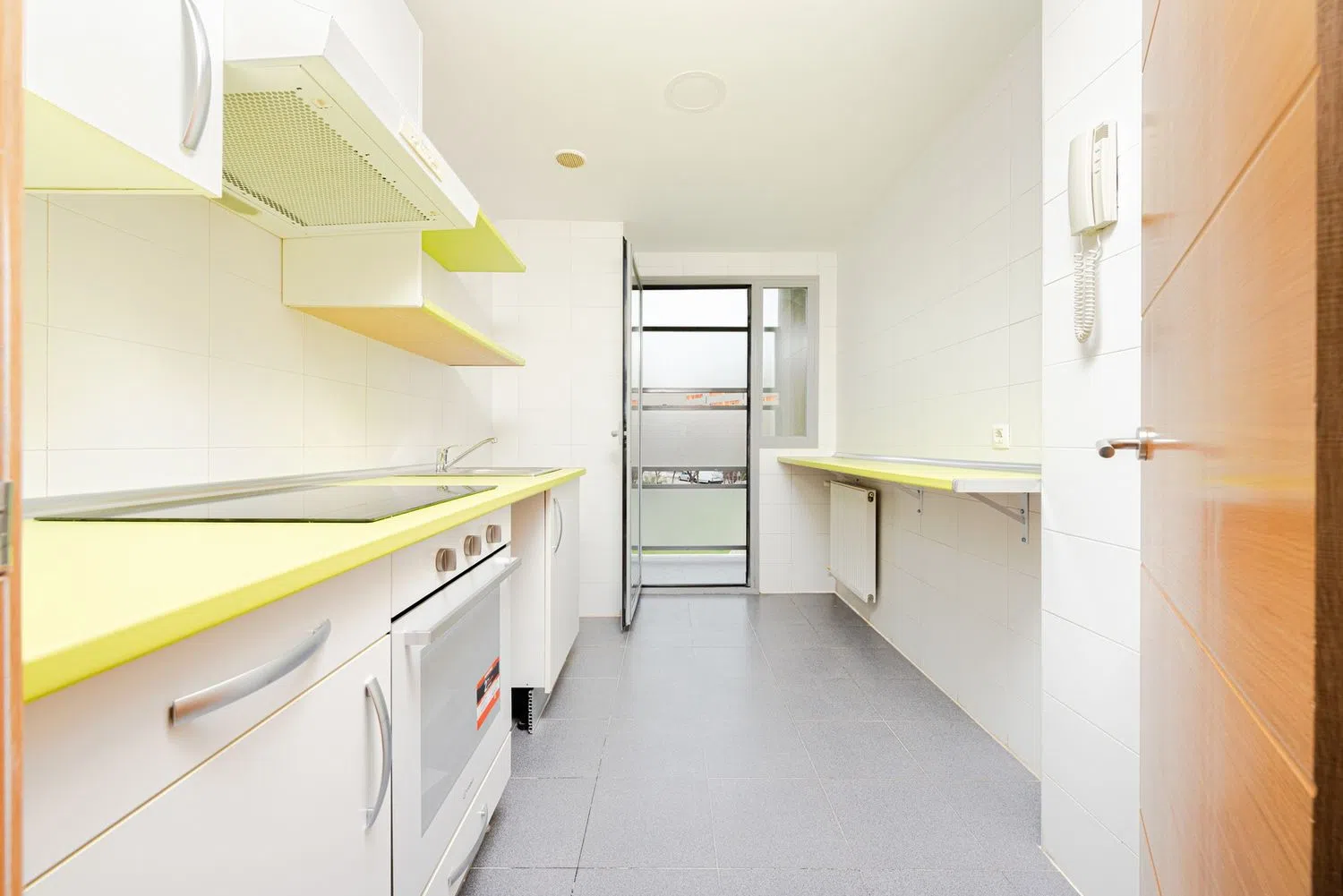 Piso en calle del Jacobeo - Foto 13