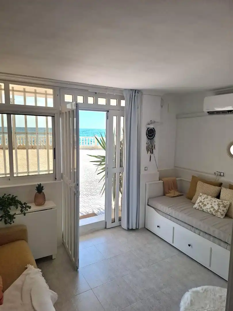 Estudio en  Carrer Sol Naixent 18 - Foto 14