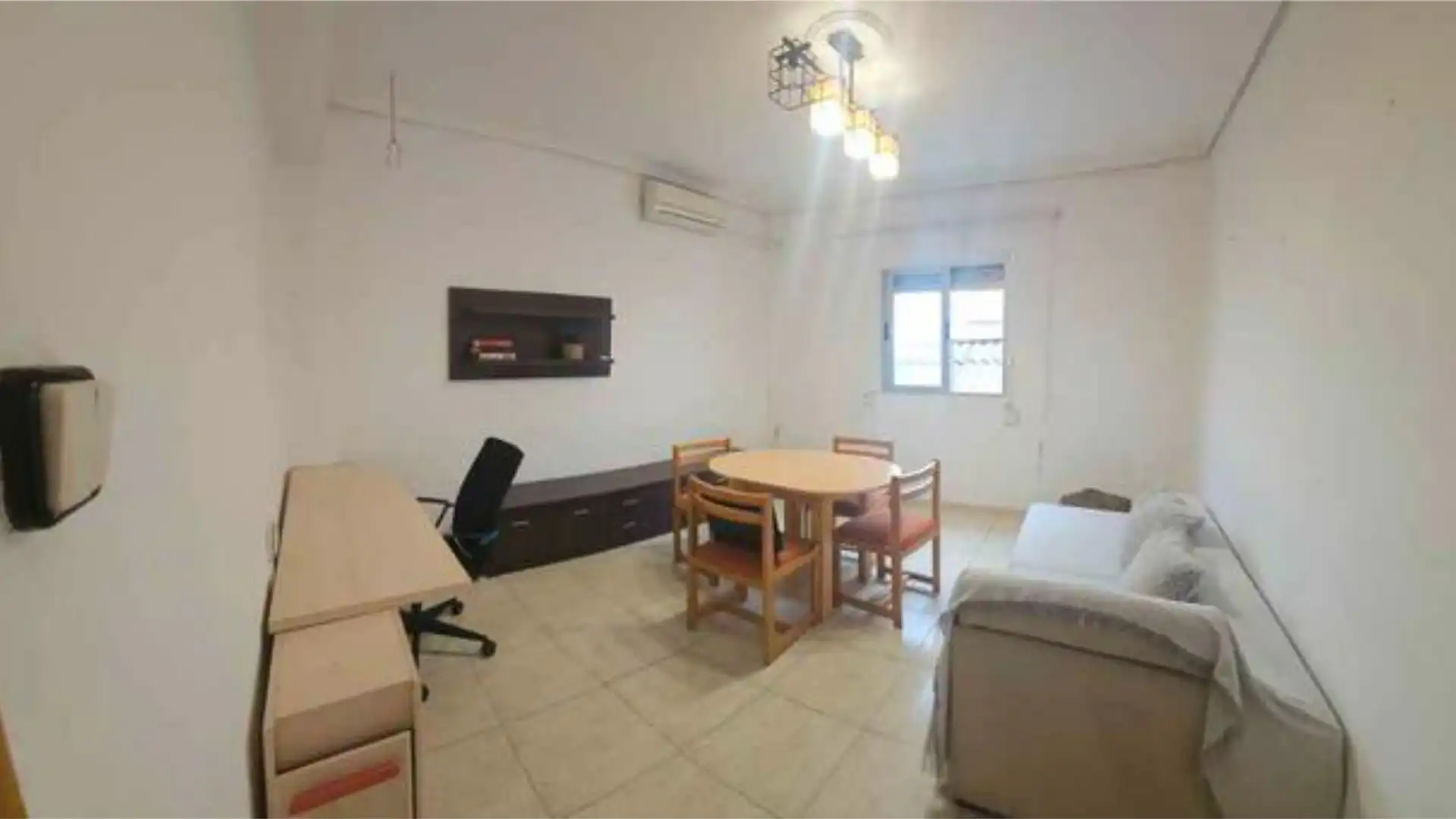 Piso en Nou Moles - Foto 1