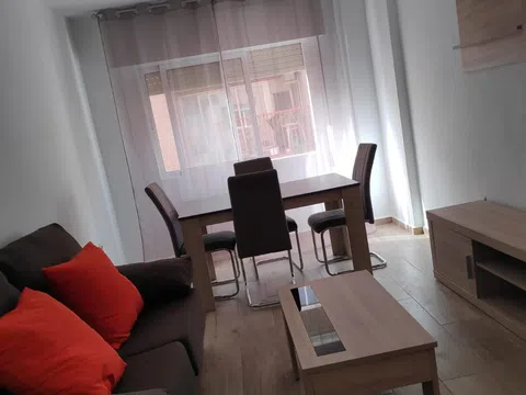 Piso en calle Obispo Sancho Dávila, 5