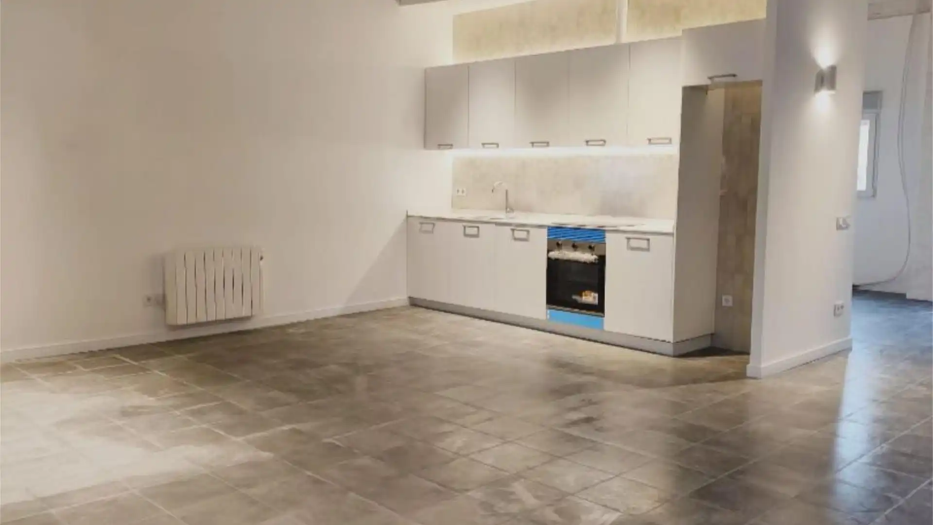 Piso en  Carrer de Santa Maria 27 - Foto 2