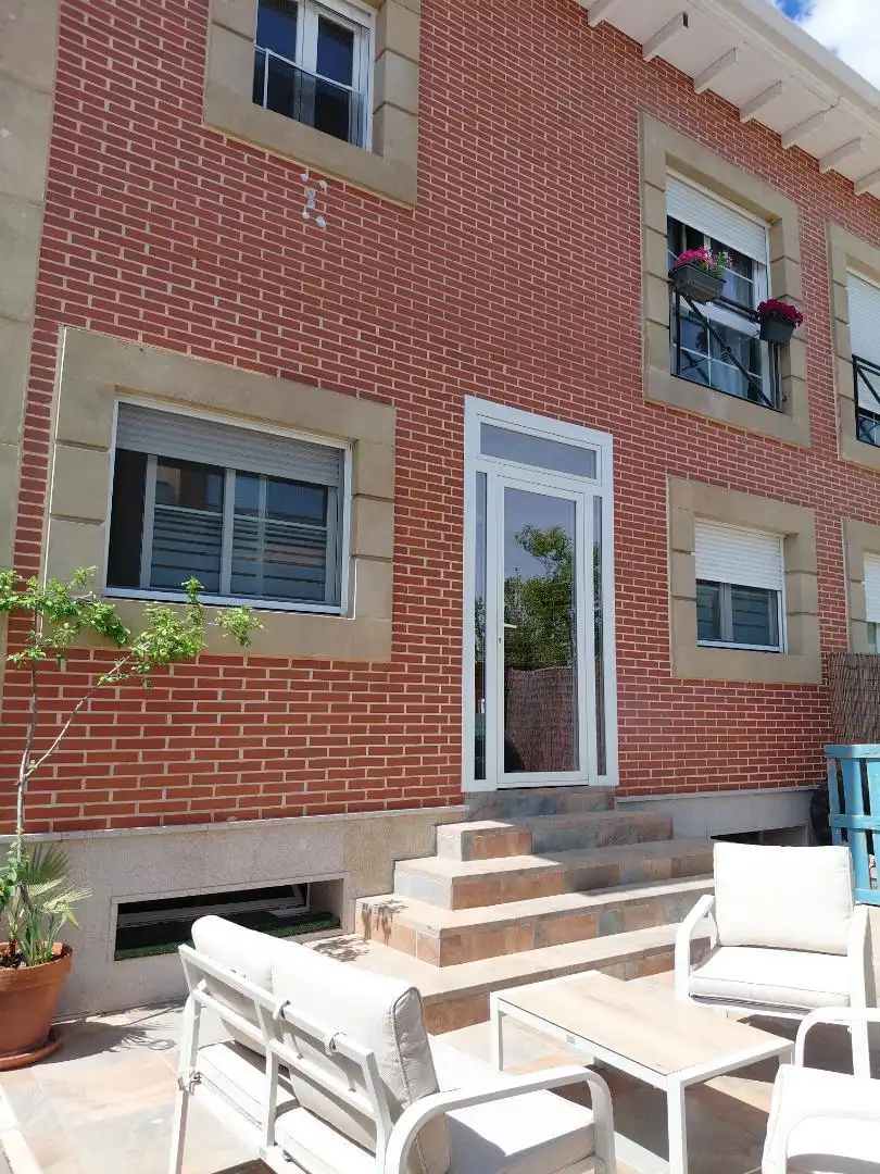 Chalet en  Avenida de la Condesa de Chinchón 3901 - Foto 1