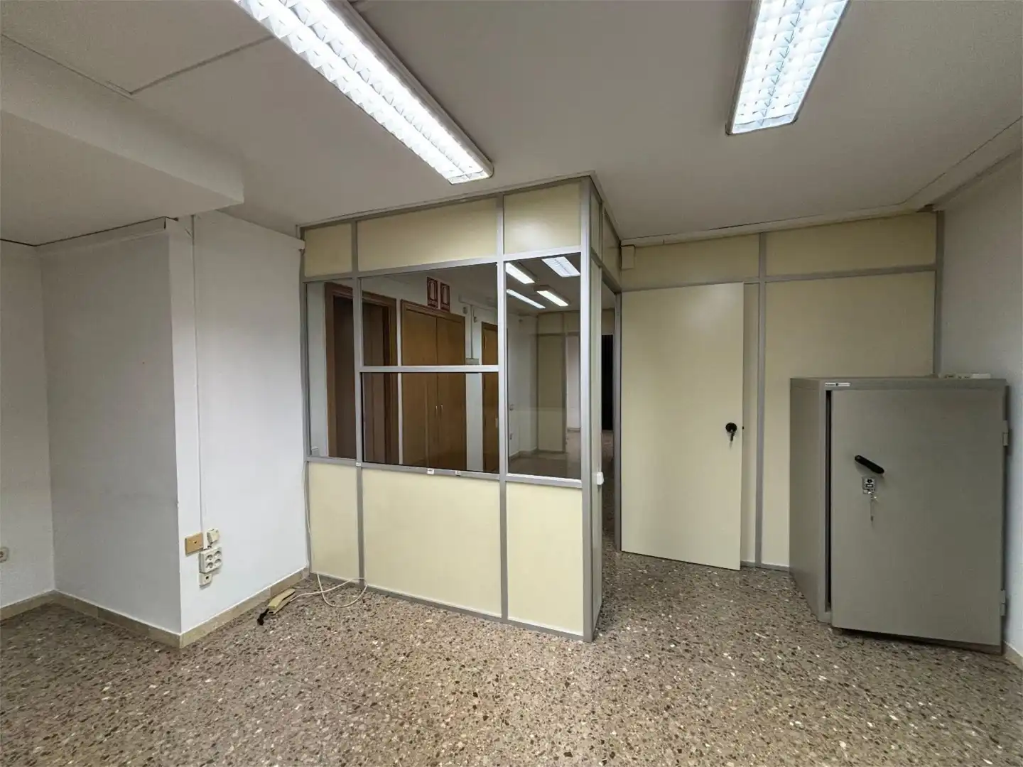 Local comercial en  Carrer del Doctor Cistaré 39 - Foto 7