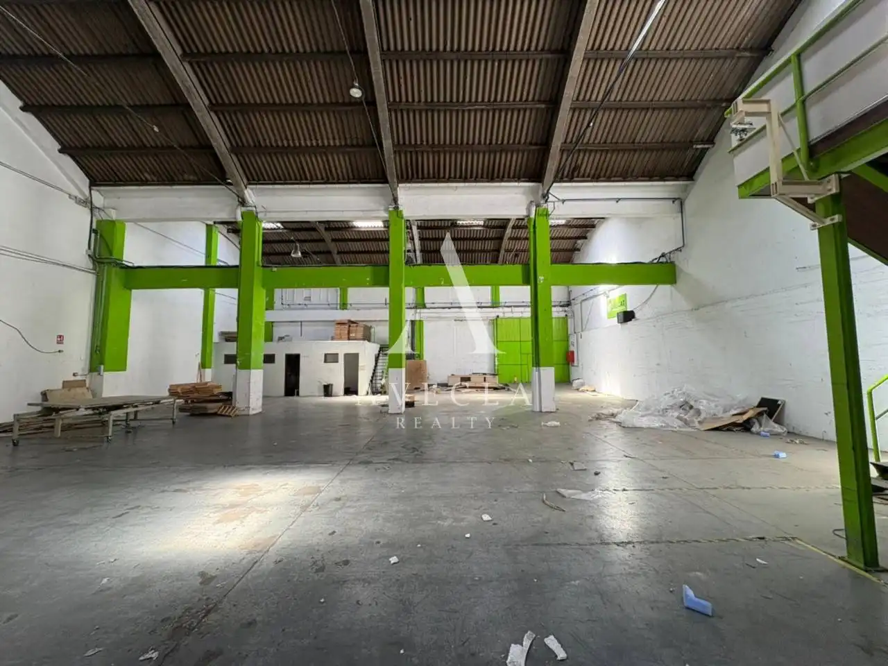 Nave Industrial en  Calle Marina 30 - Foto 4