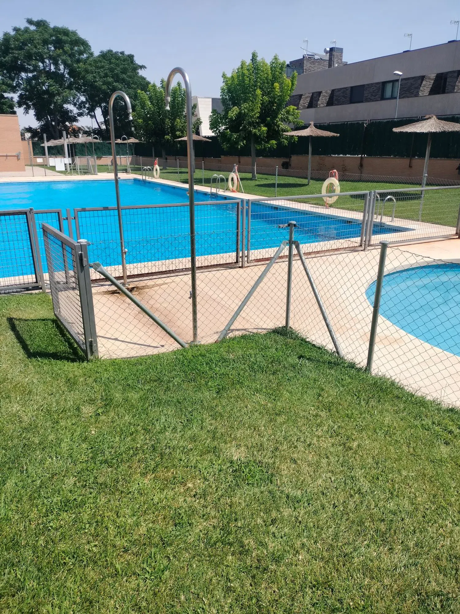 Chalet adosado en calle Platón, 79 - Foto 2