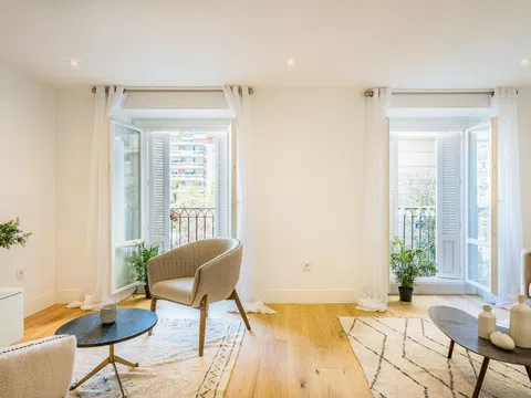 Piso en plaza de Pedro Zerolo, 8