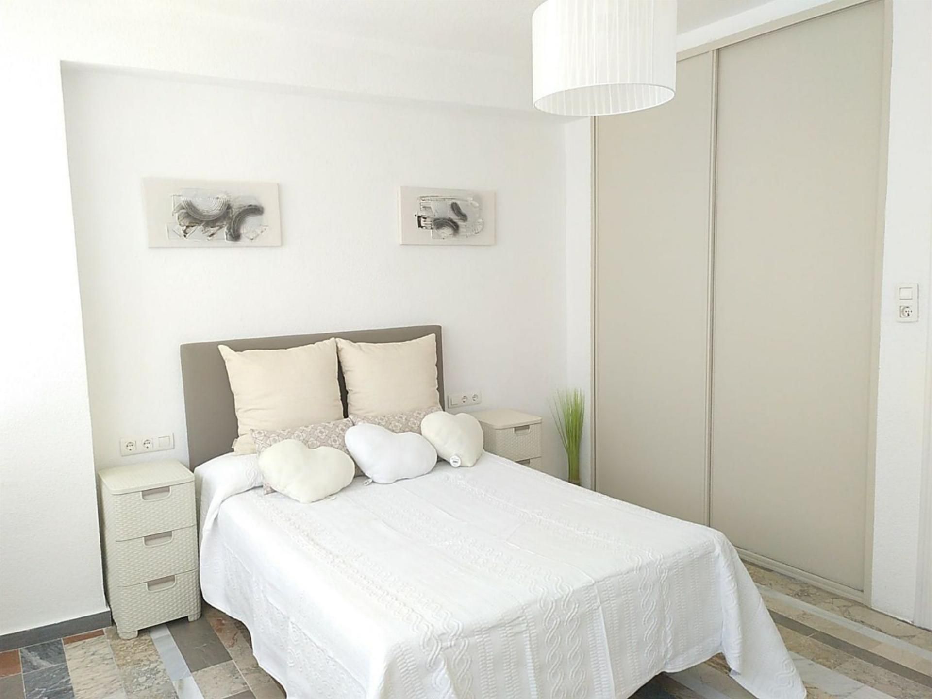 Piso en  Calle Santa Rosalía 20 - Foto 2