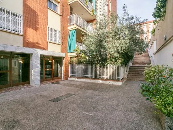 Piso en calle de Francesc Macià, 49