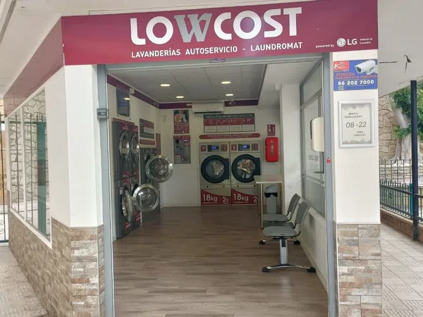 Local en Avenida de Estocolmo, 2, Zona Sierra Helada - Foto 1
