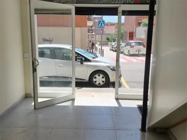 Local comercial en  Carrer de Montserrat 2 - Foto 8