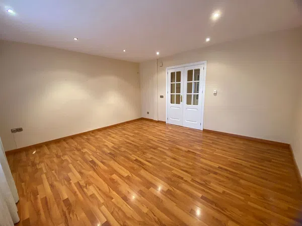 Piso en calle Marqués del Nervión, 114 - Foto 2