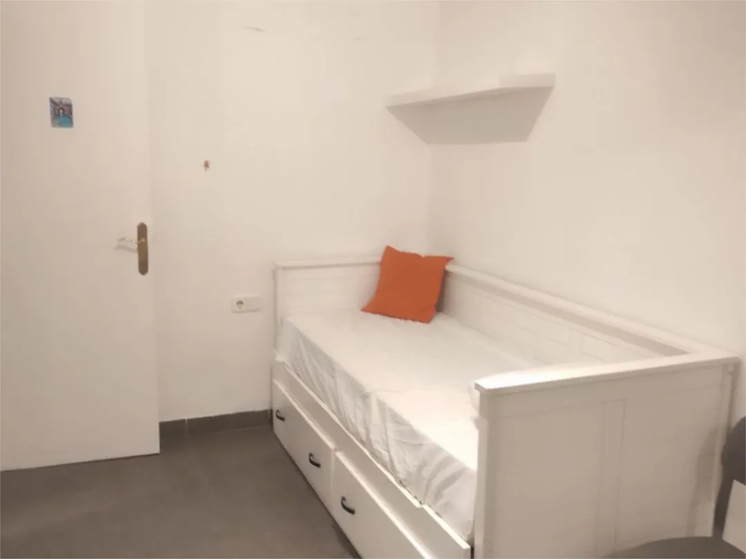 Piso en  Carrer de Sant Lli 4 - Foto 10