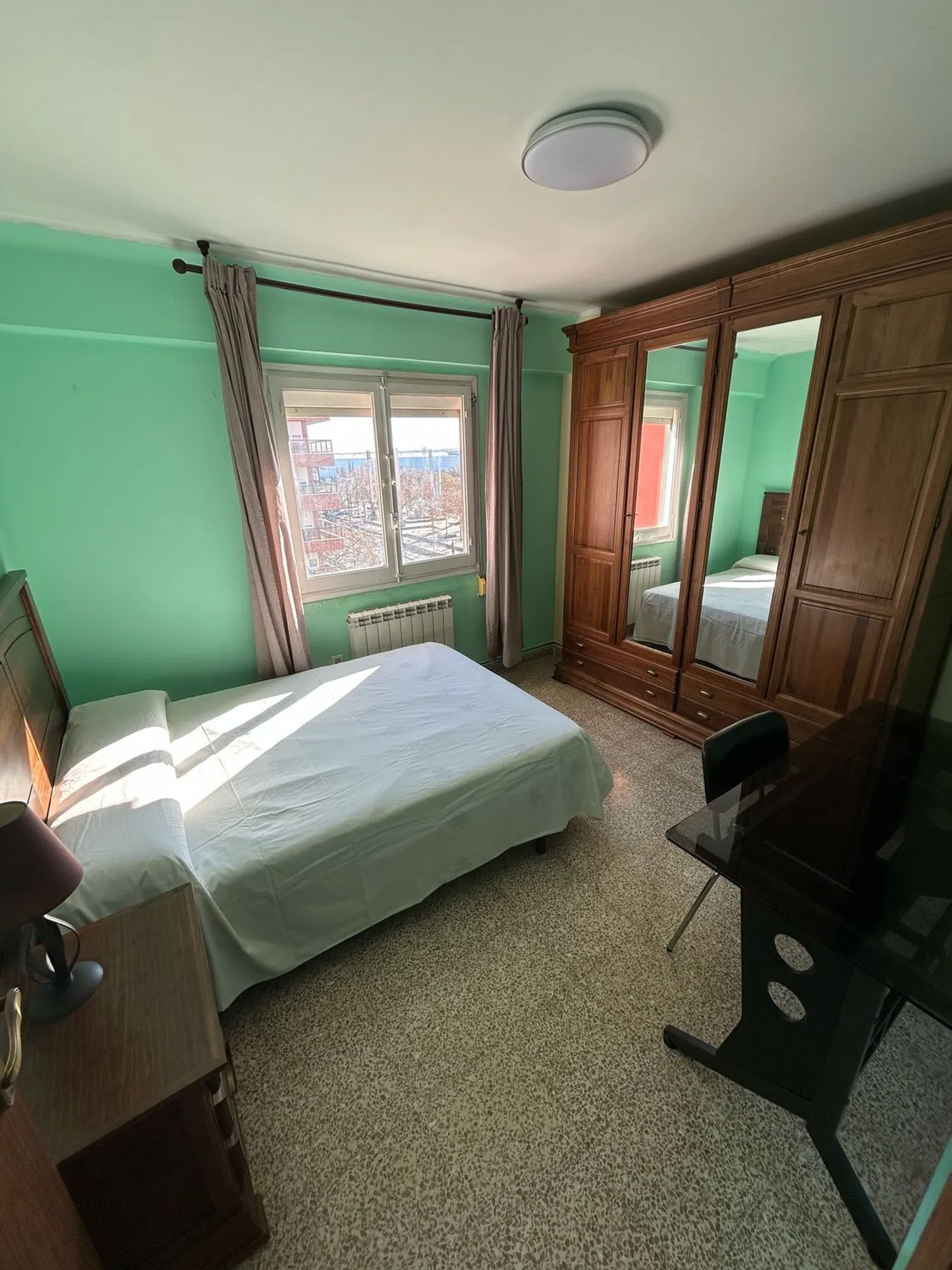 Piso en avenida de Cesáreo Alierta, 105 - Foto 1