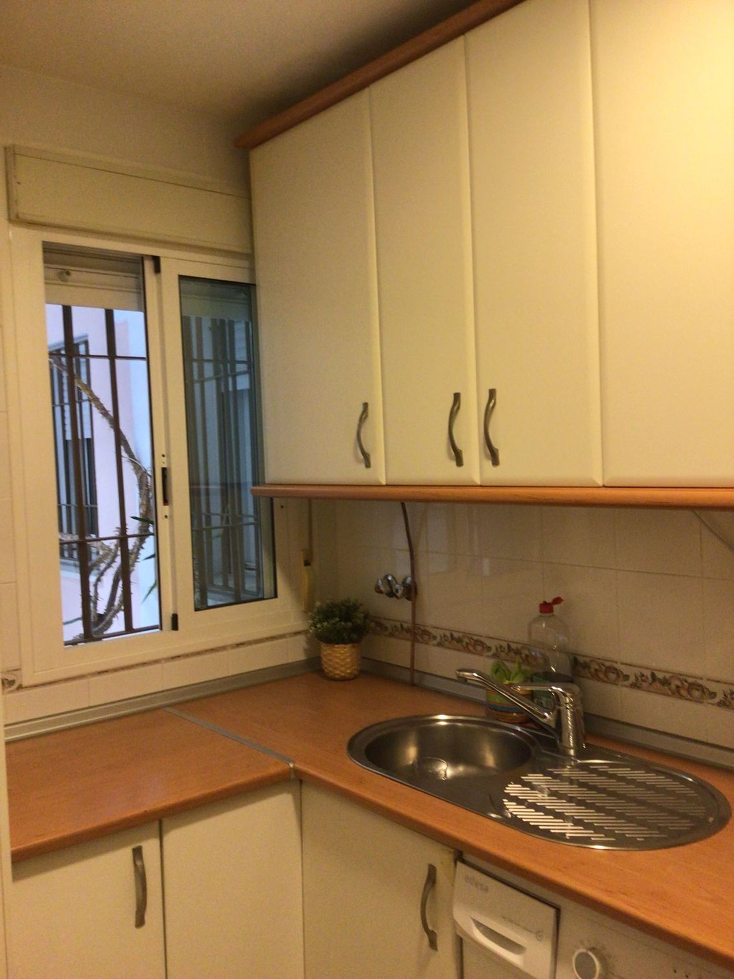 Piso en calle Teodosio, 7 - Foto 6