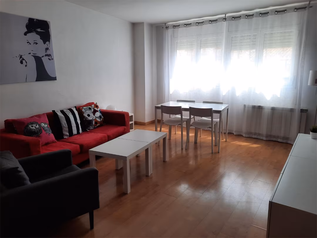 Piso en  Carrer de l'Anselm Clavé 30