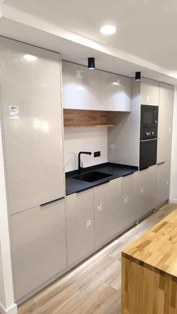 Piso en  Carrer de Gaspar Torrella 9 - Foto 24