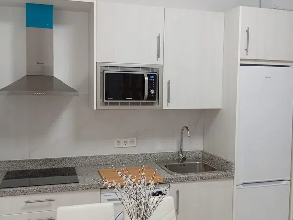 Piso en Calle Pintor Arbasia, 2, Valdeolleros - Zumbacón - Camping - Foto 1
