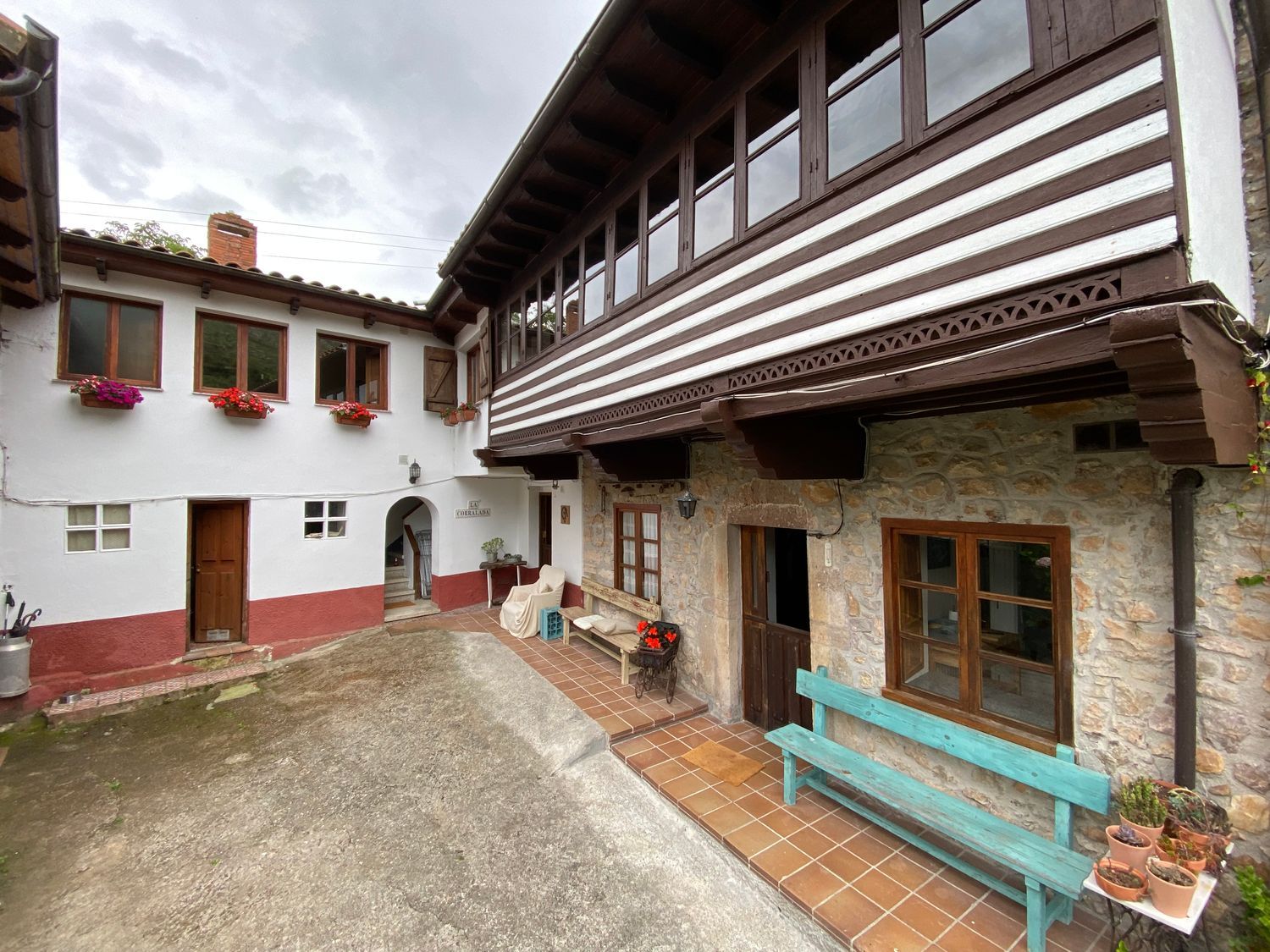 Casa rural en Camino de la Rondina, Fuentes, 33 - Foto 2