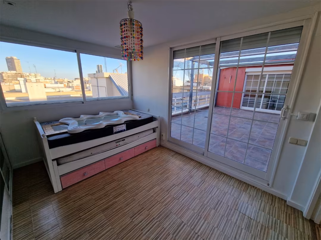 Piso en  Avenida de Aguilera 10 - Foto 9