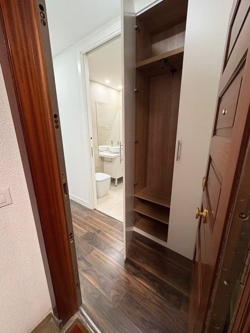 Piso en  Calle de Fernando el Católico 77 - Foto 2