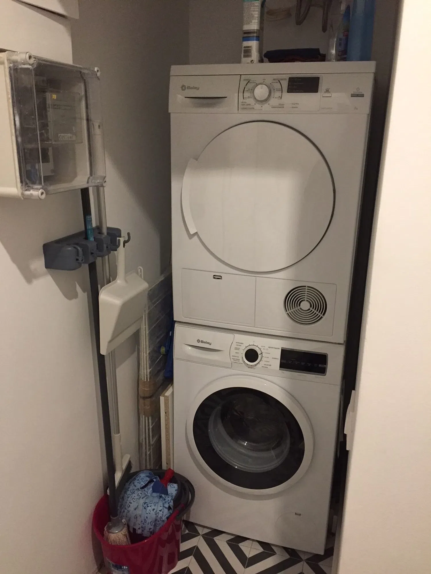 Estudio en calle de la Reina Amàlia, 27 - Foto 10