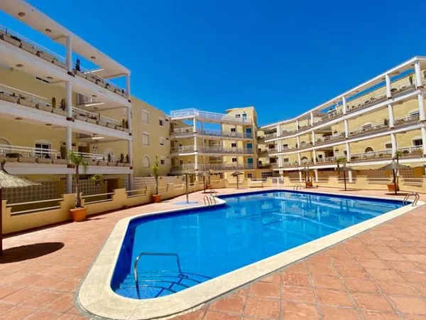 Piso en Avenida de las Adelfas, 1, Dehesa de Campoamor - Foto 1