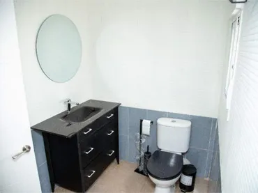 Piso en Zona Hipercor - Foto 6