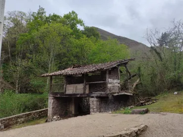 Chalet en espinareu piloña - Foto 1