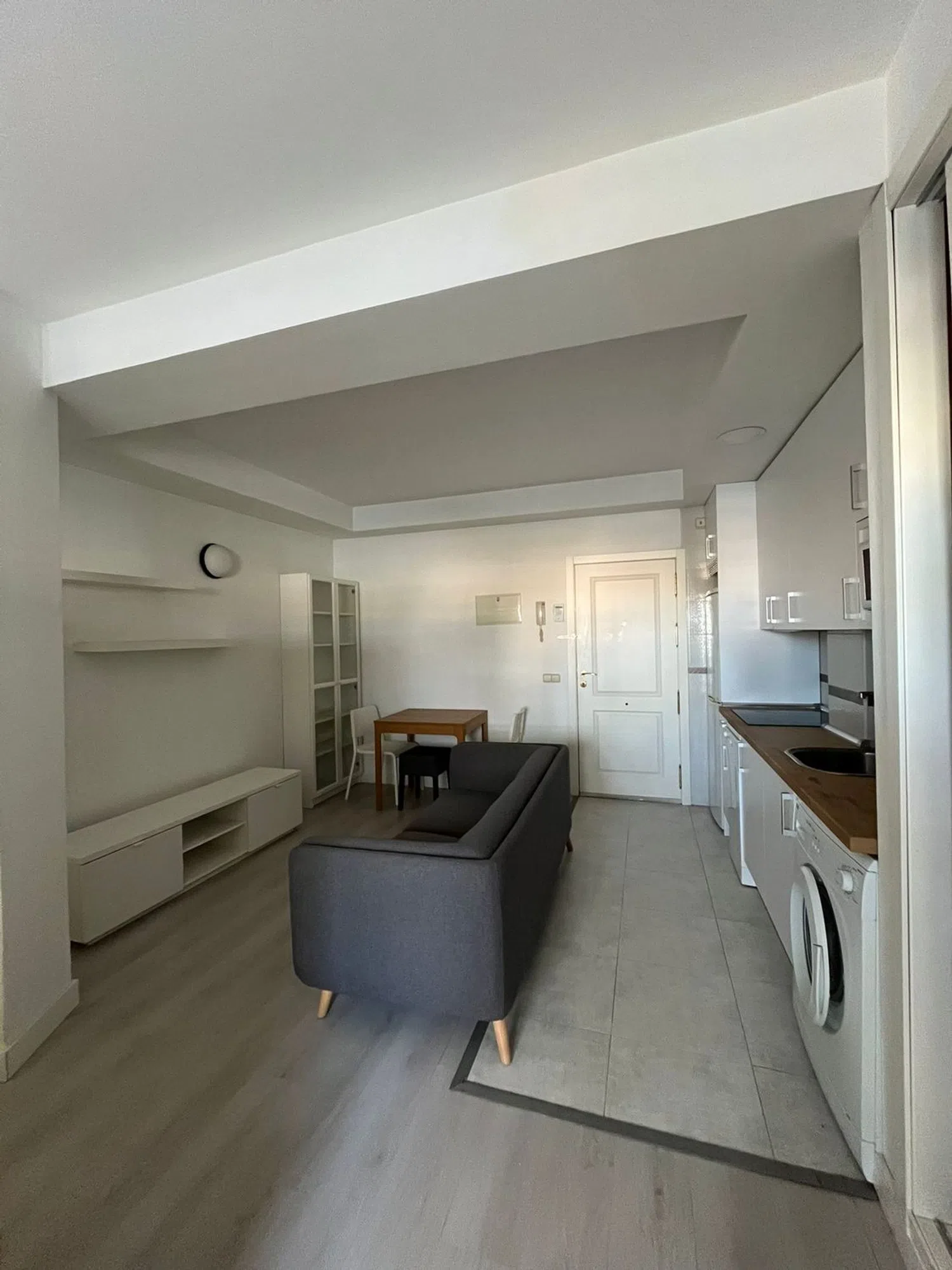 Piso en calle de Algemesí, 26 - Foto 2