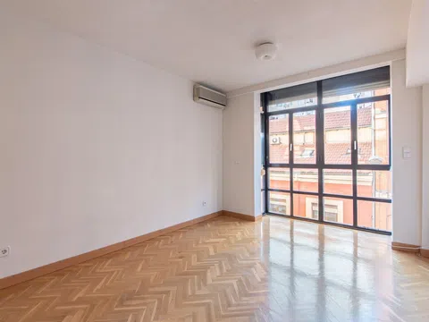 Piso en calle de las Virtudes, 3