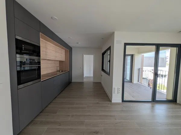 Piso en calle de Embajadores, 228