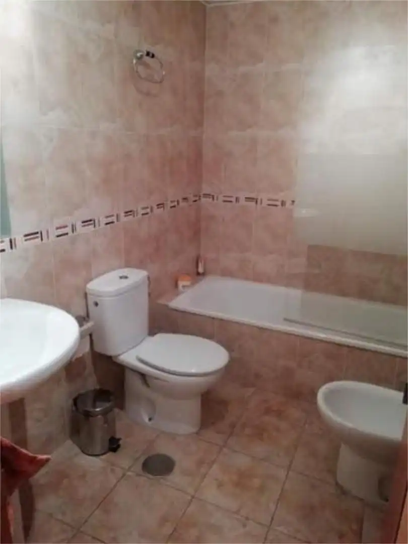 Apartamento en zona Covirán y buceo Calahonda - Foto 2