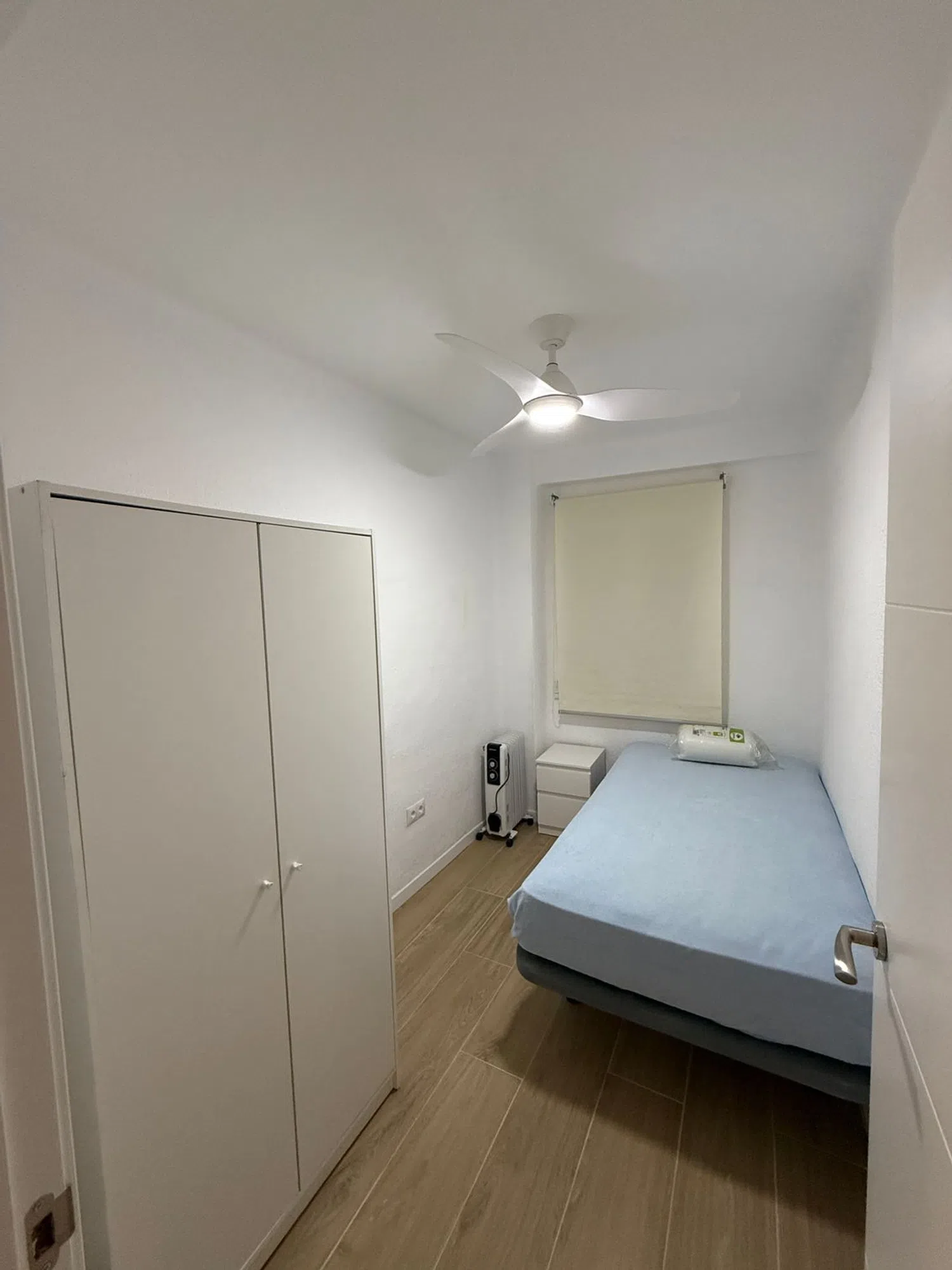 Piso en calle de Eugenia de Montijo, 73 - Foto 12