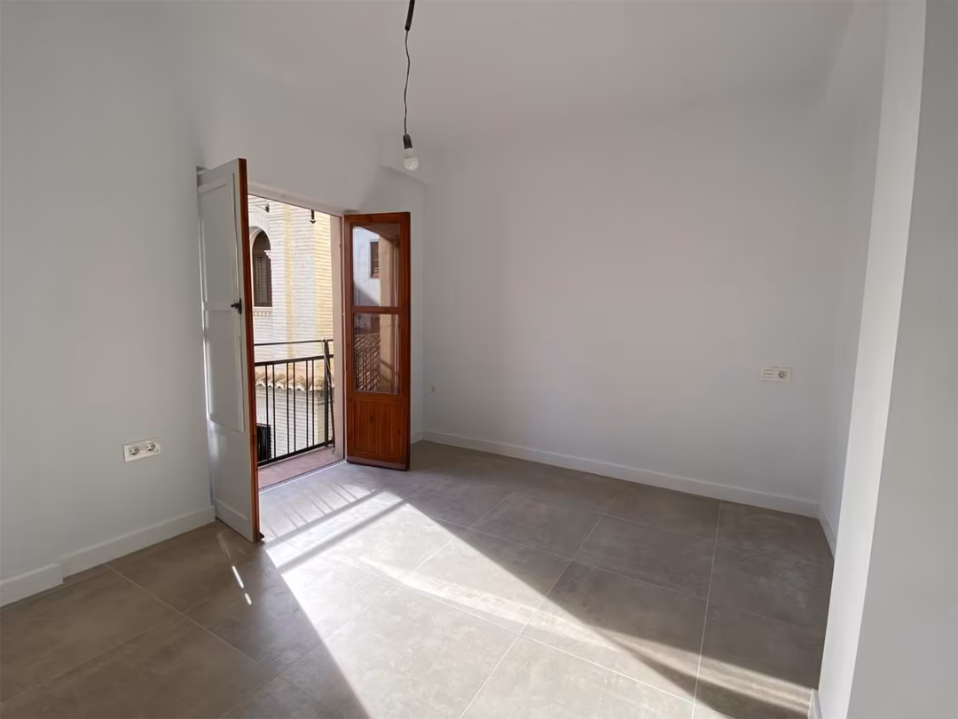 Piso en  Calle Honda del Realejo 28 - Foto 10