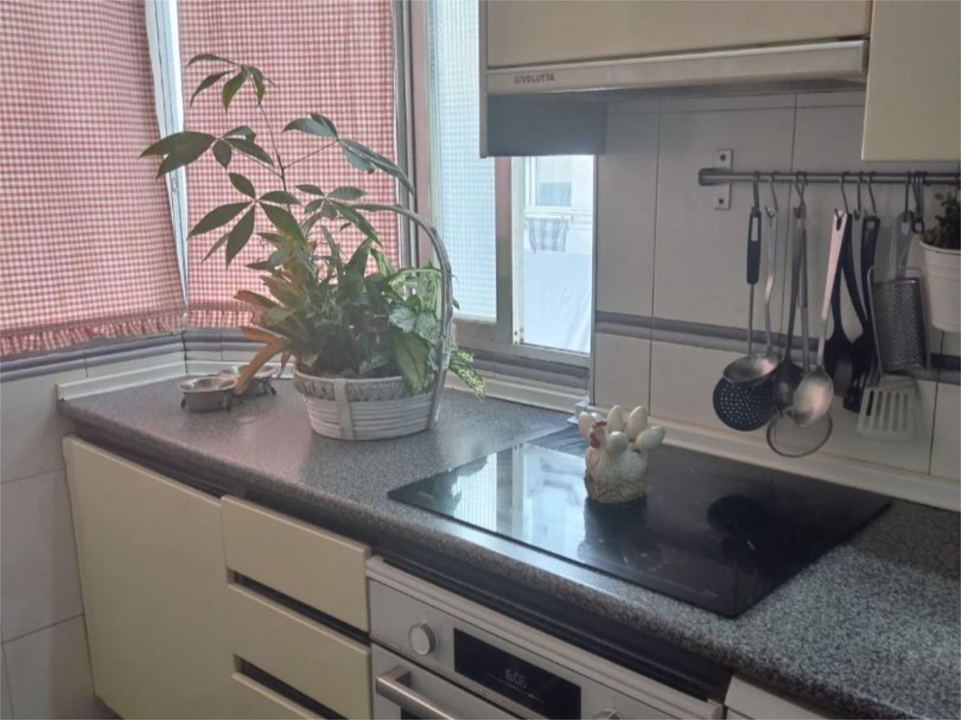 Piso en  Calle de Santa Susana 34 - Foto 10