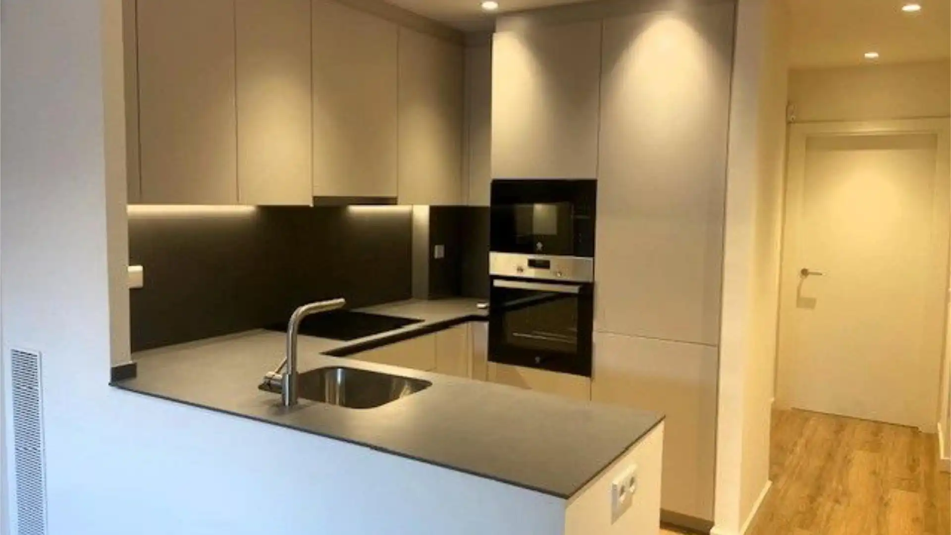 Piso en  Carrer de Ponent 66 - Foto 8