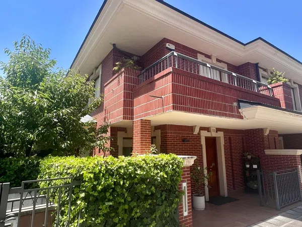 Chalet adosado en Zabalgana - Ariznabarra, Zabalgana - Ariznabarra - Foto 6