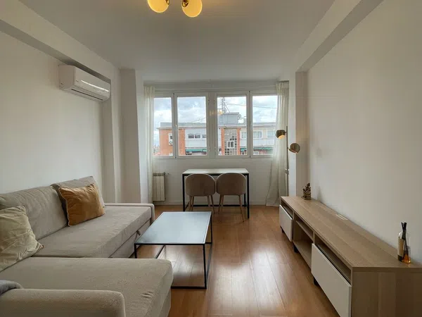 Piso en calle de Torrelaguna, 1