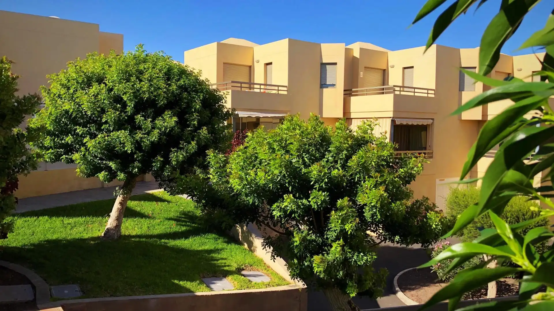 Casa adosada en  Calle El Cano 13 - Foto 5