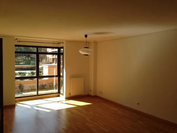 Piso en calle Valcarlos, 42