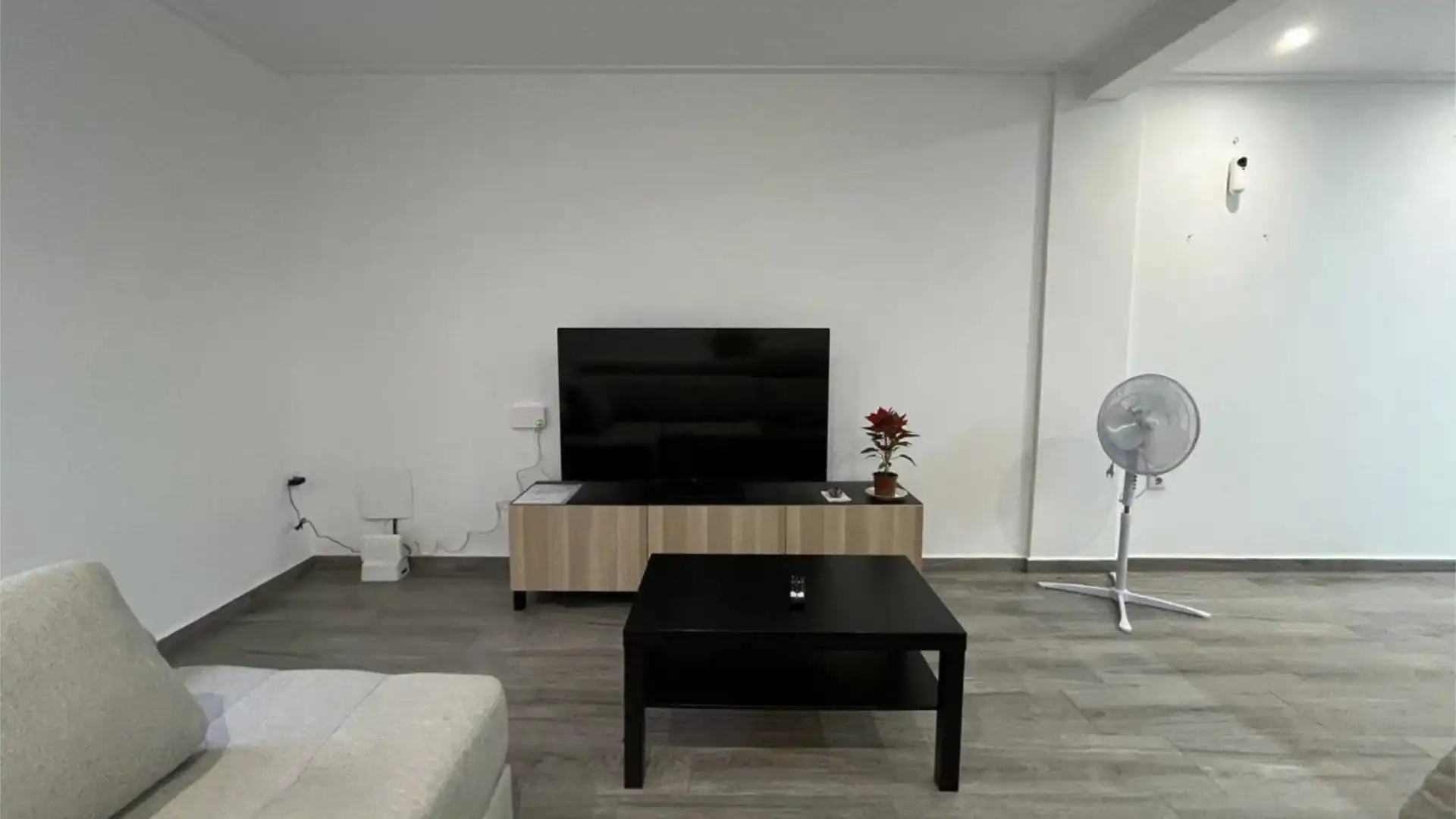 Piso en  Carrer Esperidion Porta Requesens 72a - Foto 8