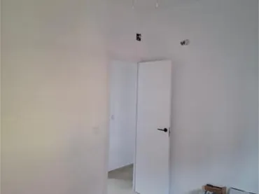 Piso en Ronda de Capuchinos - Foto 6