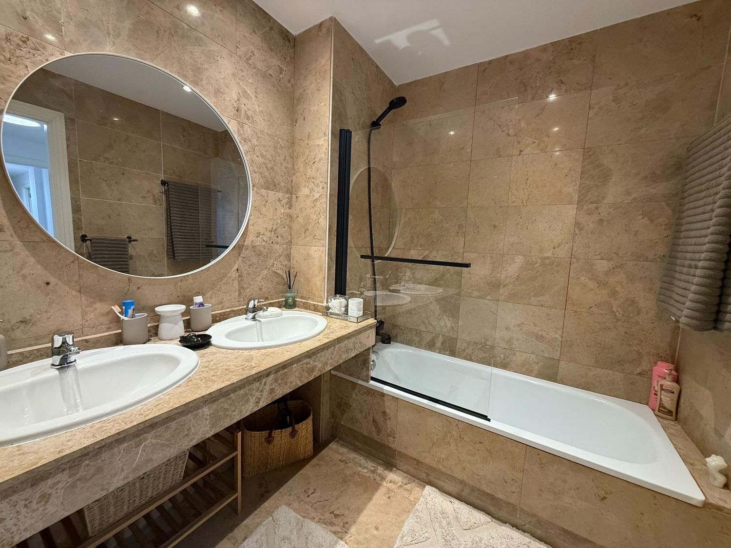 Piso en avenida Santiago de Compostela, 13 - Foto 2